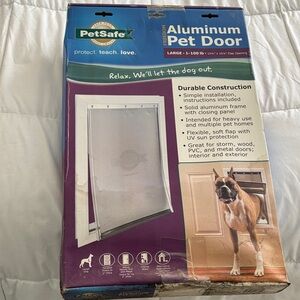 PetSafe Aluminum Pet Door with Silver Frame